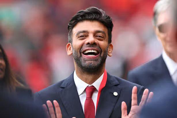 Góc Nhìn YO88: Martin Broughton: Bhatia có thể tiếp nhận ghế chủ tịch Liverpool