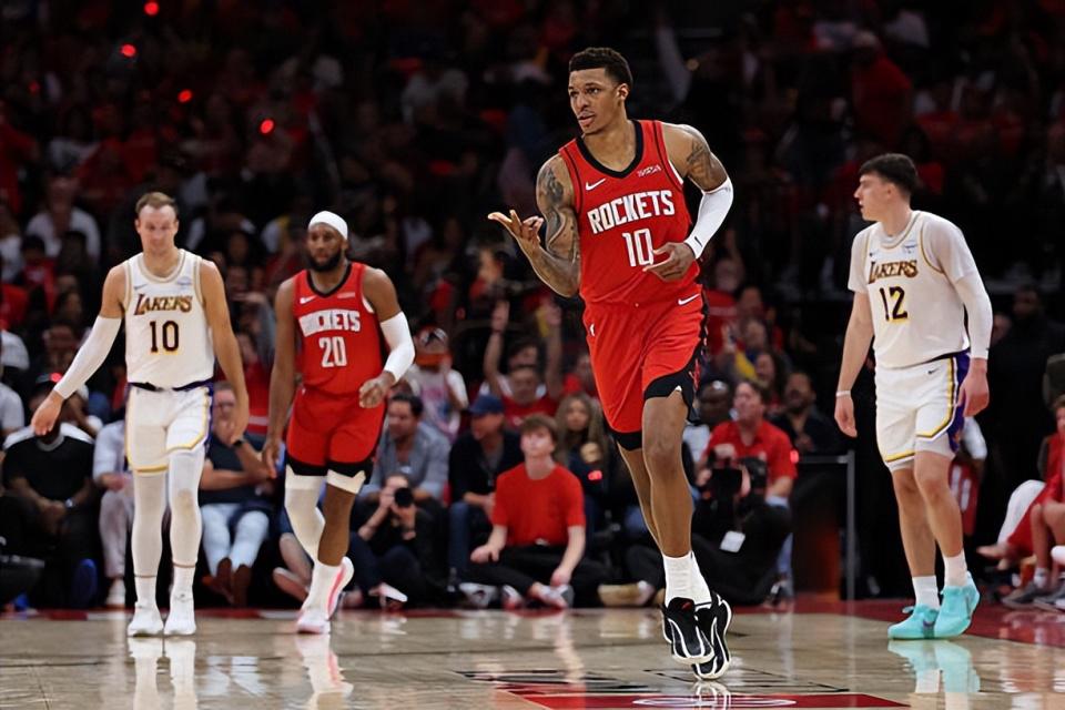 Góc Nhìn YO88: Nhà báo chuyên về Rockets: Smith phải nâng tỷ lệ ném ba điểm lên 40%, anh không có lý